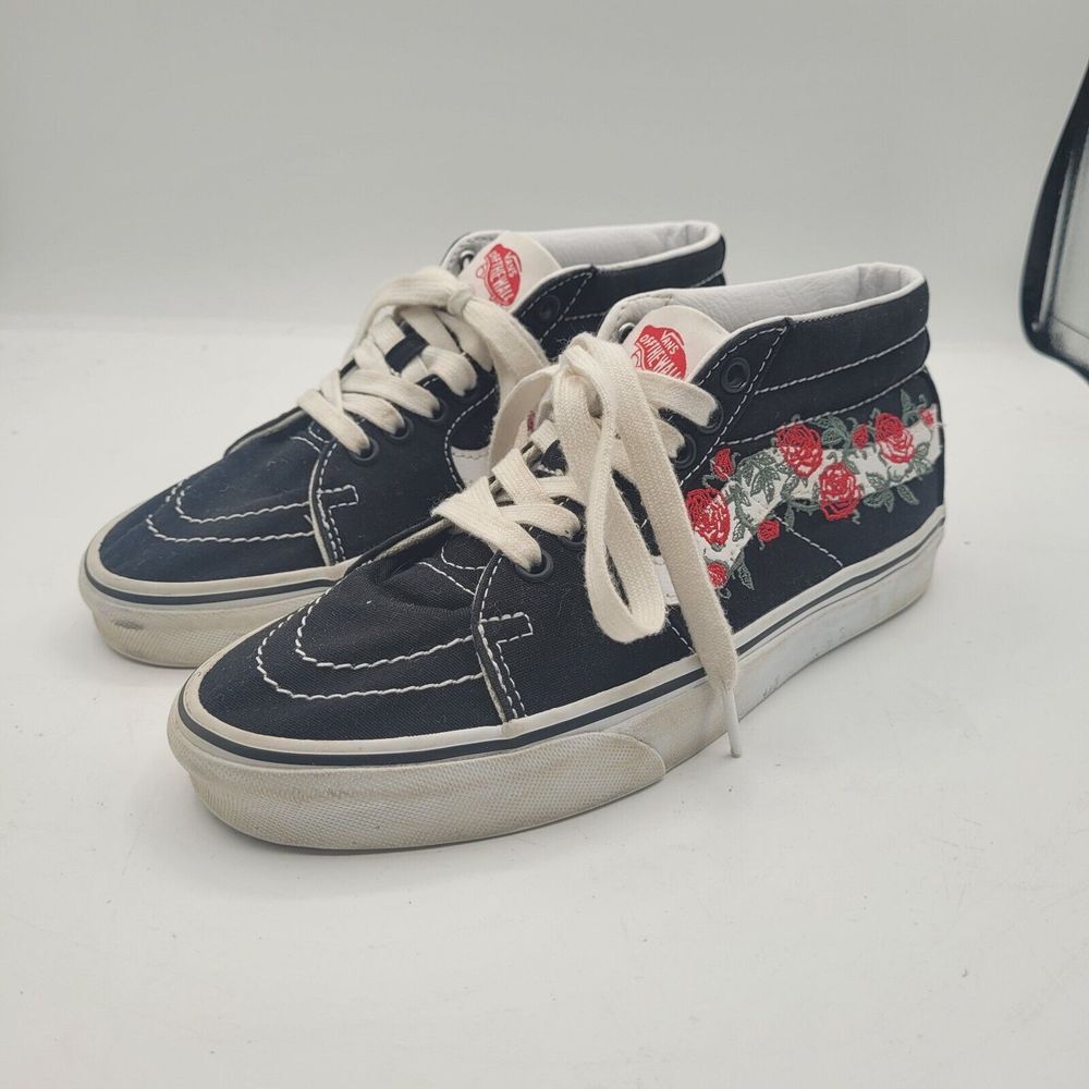 VANS Off Wall SK8 Lace Sneakers Shoes Black Embroidered Rose Mid Top W7.5 M6 - Picture 2 of 9